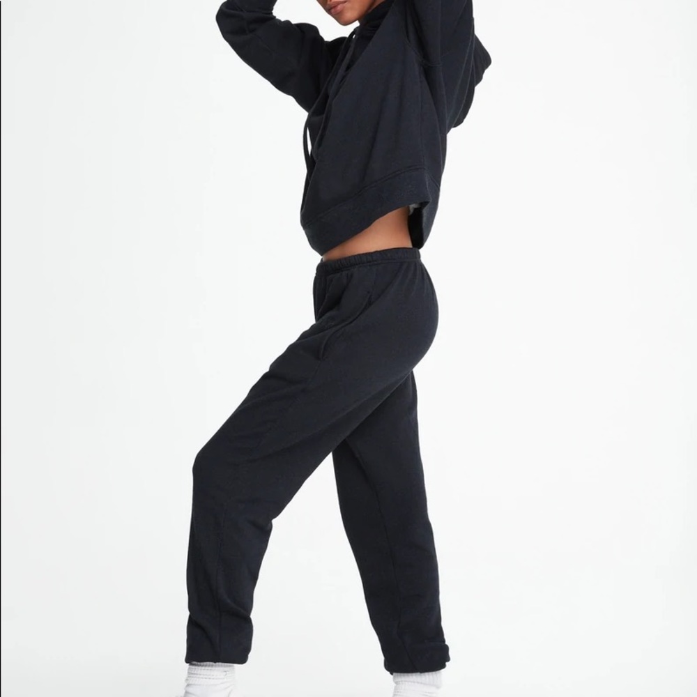 WSLY Washed Black Eco Soft Pocket Jogger & Crewneck